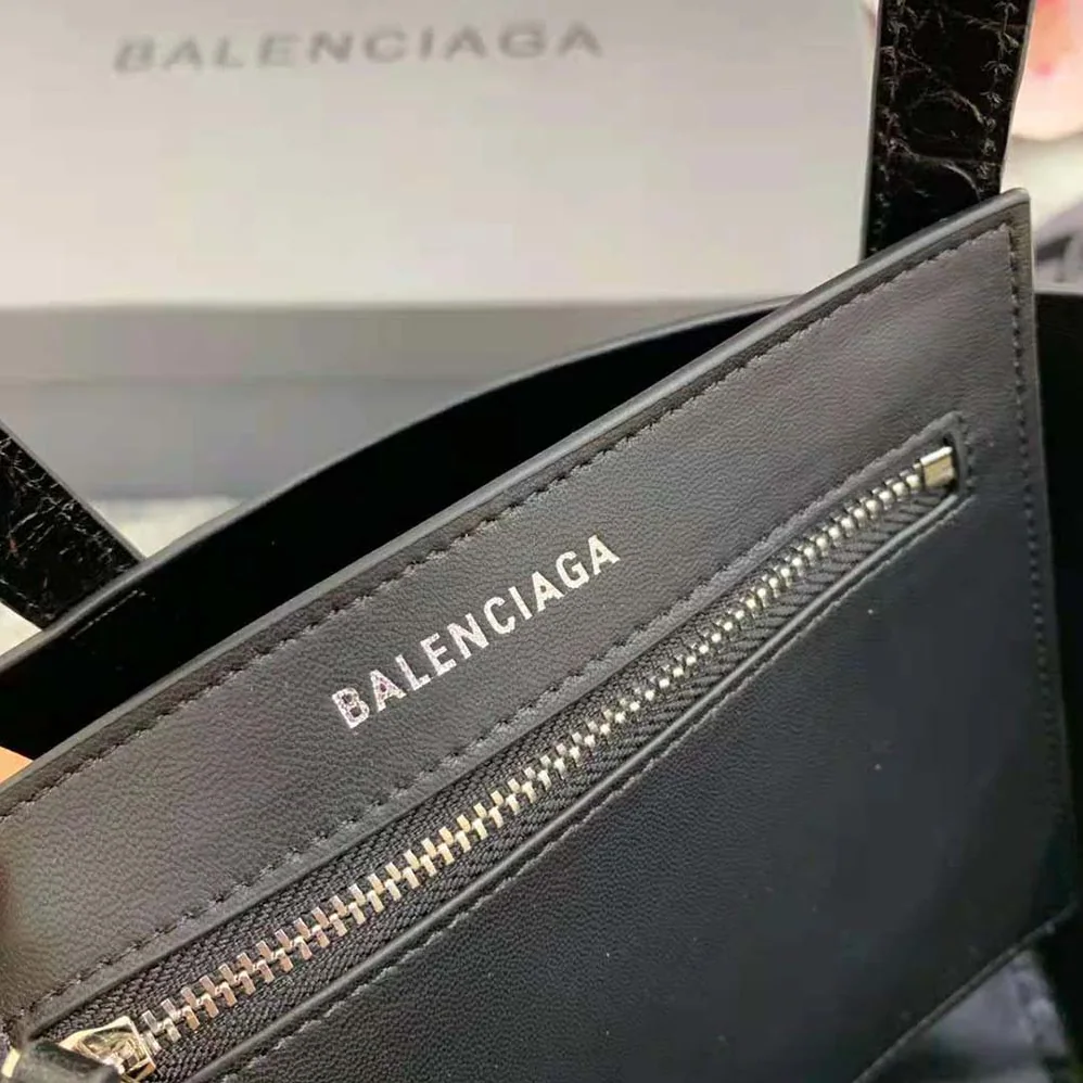Balenciaga Everyday XXS Tote Bag in Black Shiny Crocodile Embossed Calfskin for Women Balenciaga Everyday XXS Tote Bag in Black Shiny Crocodile Embossed Calfskin for Women