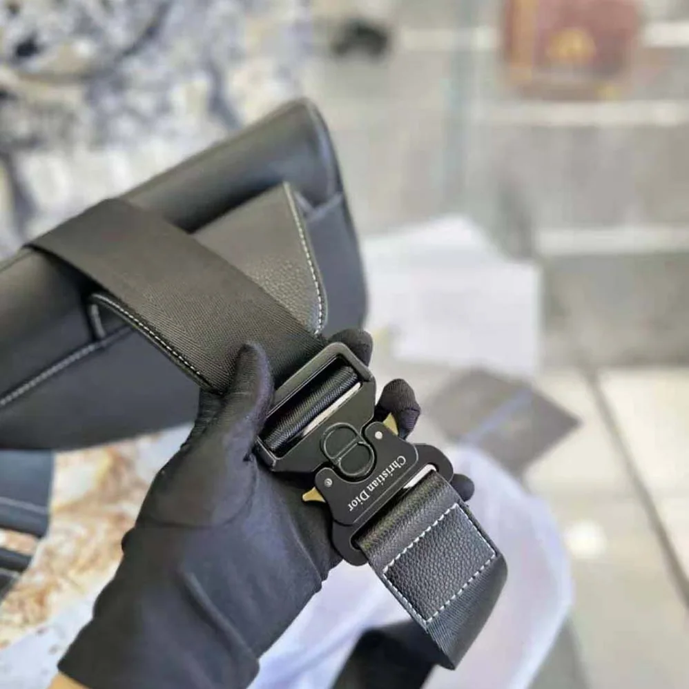 Dior Maxi Saddle Bag Black Grained Calfskin for Men Dior Maxi Saddle Bag Black Grained Calfskin for Men