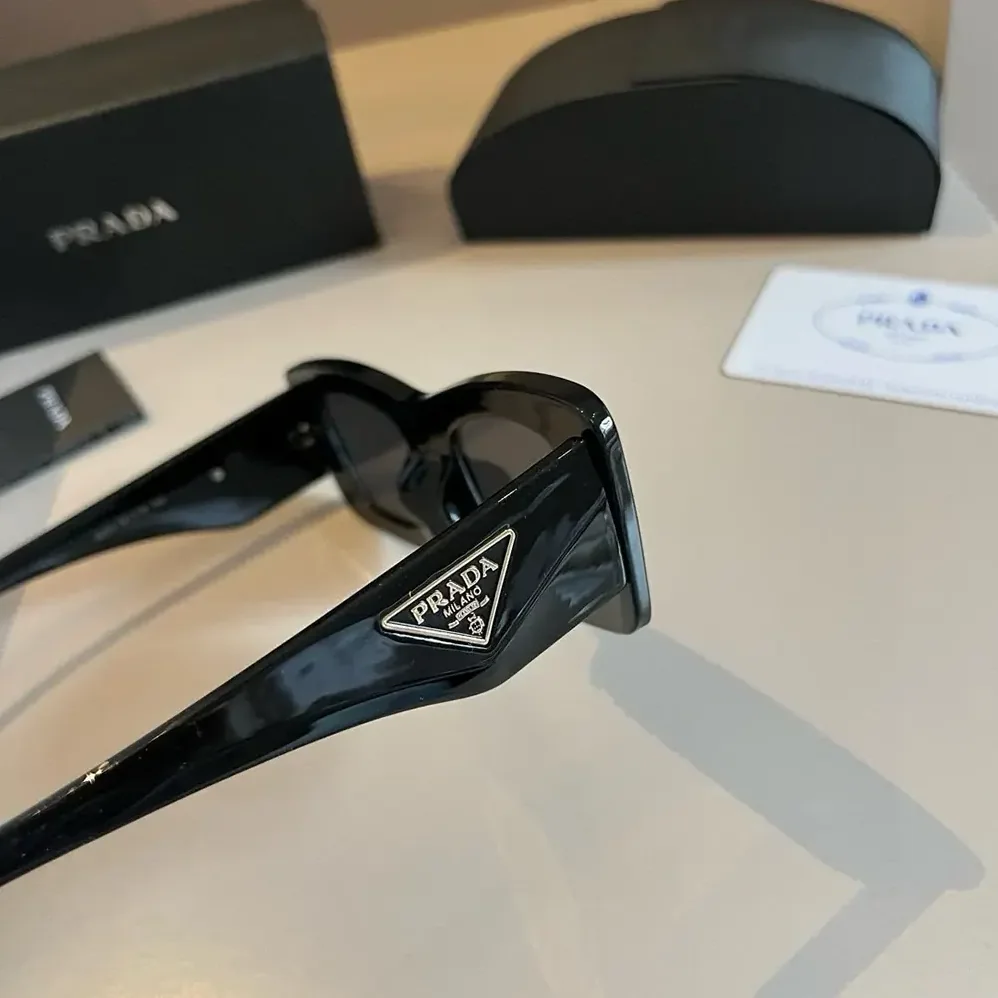 Prada Sunglasses with Triangle Logo for Unisex Prada Sunglasses with Triangle Logo for Unisex