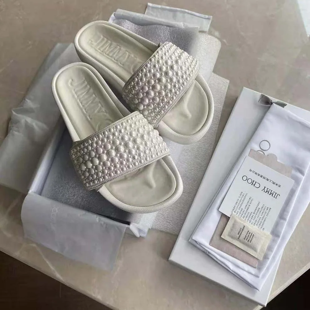Jimmy Choo Fitz/F White Canvas and Leather Pool Slides with Pearls for Women Jimmy Choo Fitz/F White Canvas and Leather Pool Slides with Pearls for Women