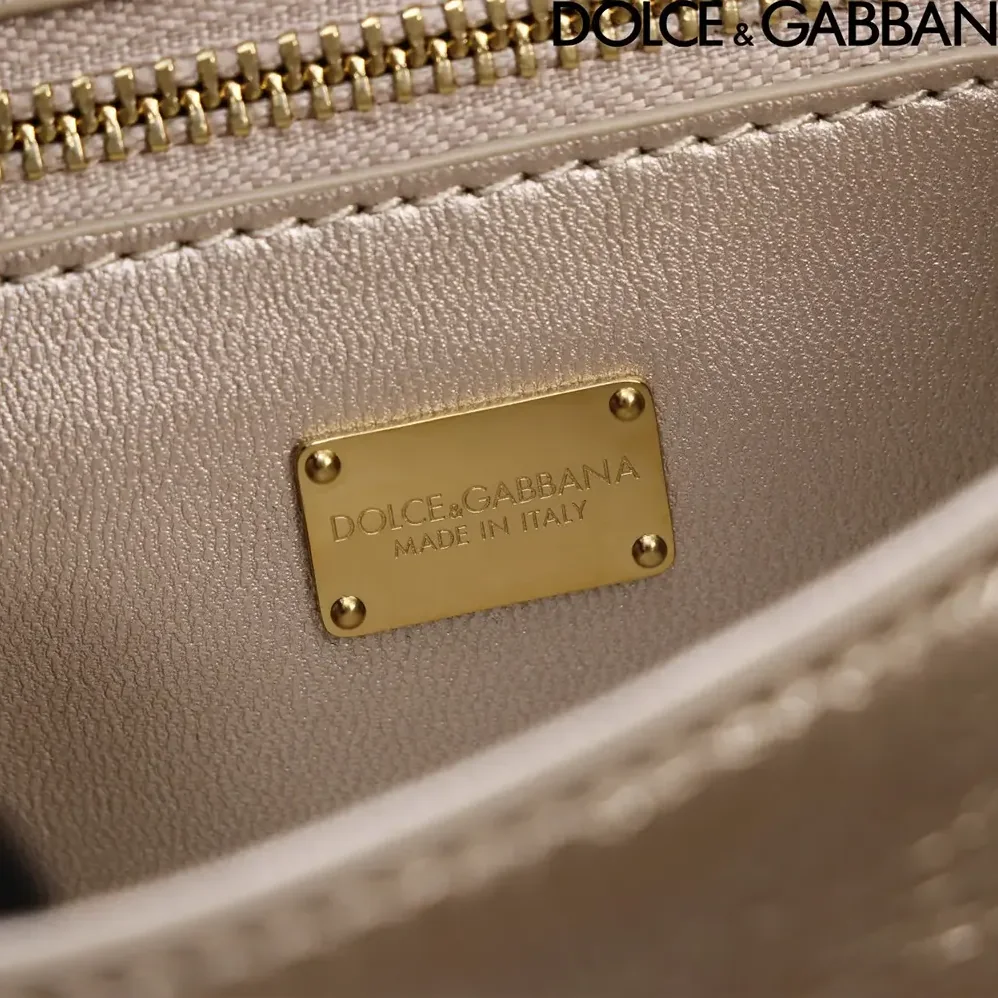 Dolce Gabbana D&G DG Logo Bag Top-handle Bag for Women in Gold Dolce Gabbana D&G DG Logo Bag Top-handle Bag for Women in Gold
