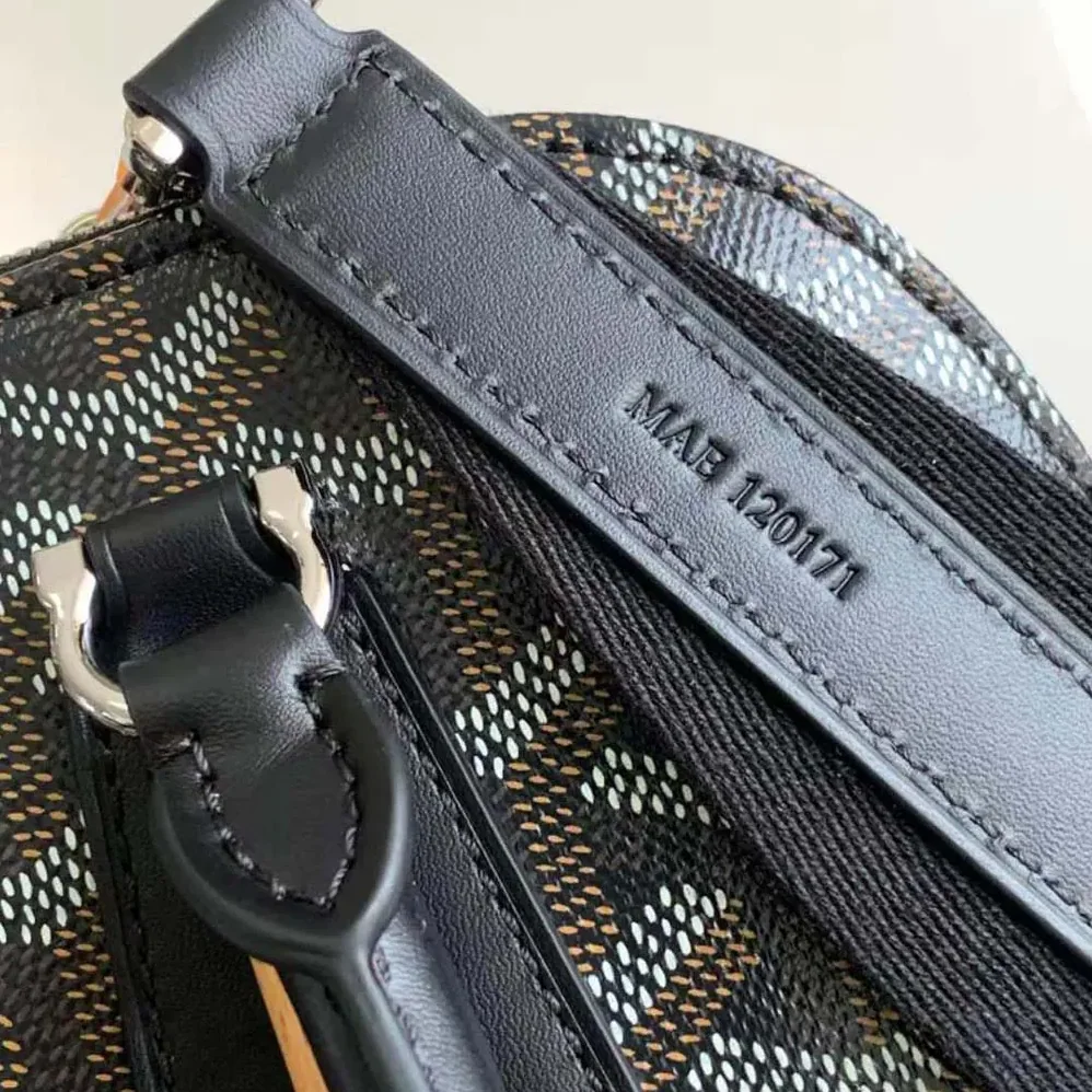 Goyard Vendôme PM Bag for Women in Black Goyard Vendôme PM Bag for Women in Black