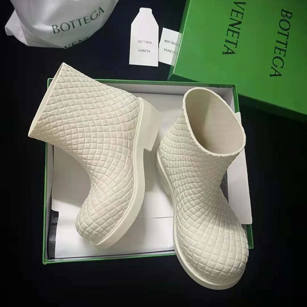 Bottega Veneta Fireman Ankle Boot for Unisex in White