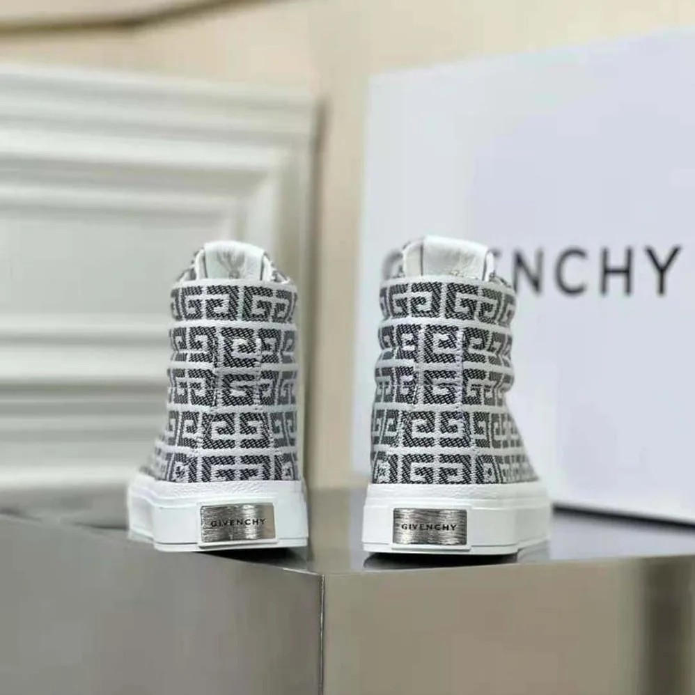 Givenchy High Sneakers City in 4G Jacquard for Unisex in Black