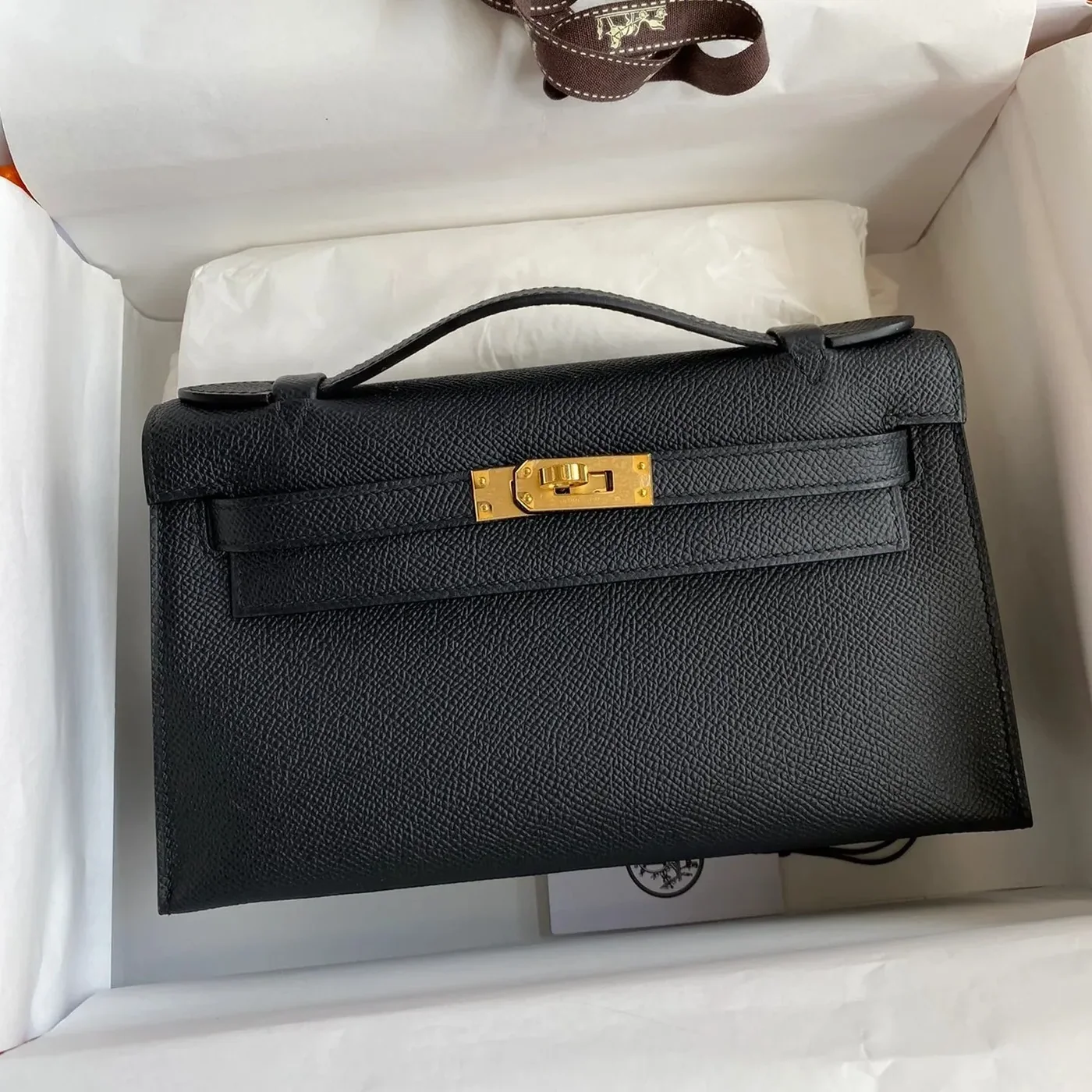 Hermes Kelly Pochette Top Handle Bag in Noir Epsom Gold Hardware Hermes Kelly Pochette Top Handle Bag in Noir Epsom Gold Hardware