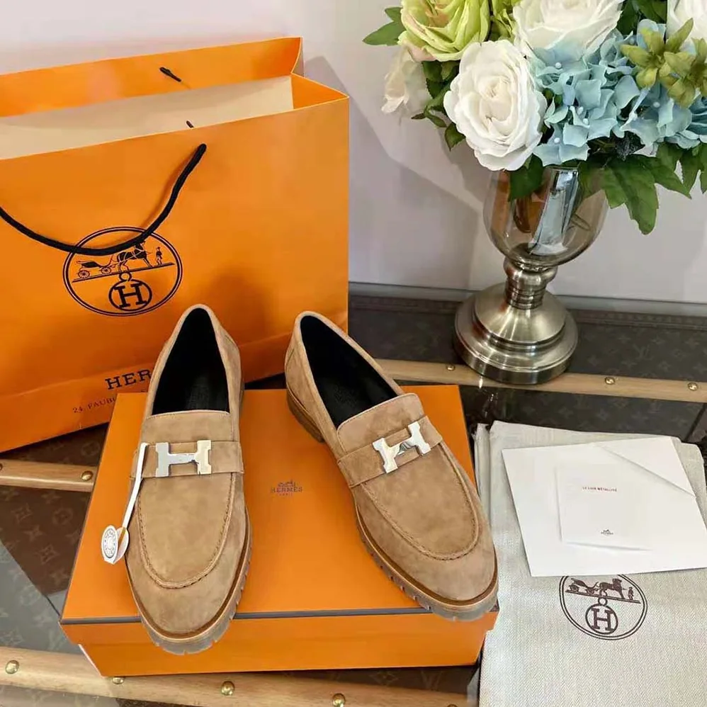 Hermes Faubourg Loafer in suede goatskin for Women in Beige Hermes Faubourg Loafer in suede goatskin for Women in Beige