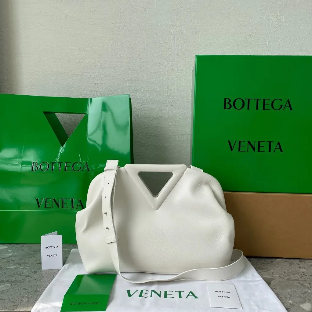 Bottega Veneta Point Chalk Bottega Veneta Point Chalk