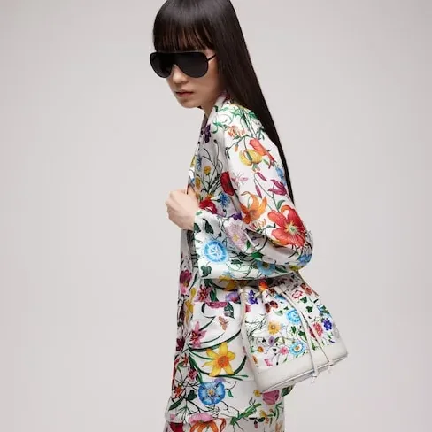 Gucci Venice Small Bucket Bag / White/ Multicolor Gucci Flora Coated Canvas Palladium Hardware