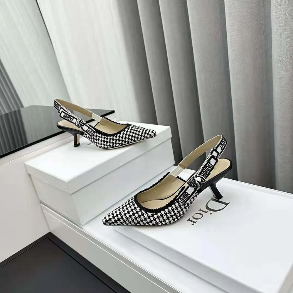 Dior J'Adior Slingback Pump Black and White Micro for Women in Houndstooth Embroidered Cotton Dior J'Adior Slingback Pump Black and White Micro for Women in Houndstooth Embroidered Cotton