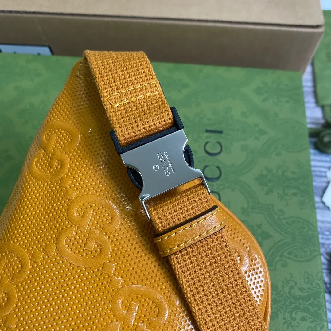 Gucci GG Embossed Belt Bag Yellow GG Embossed /
