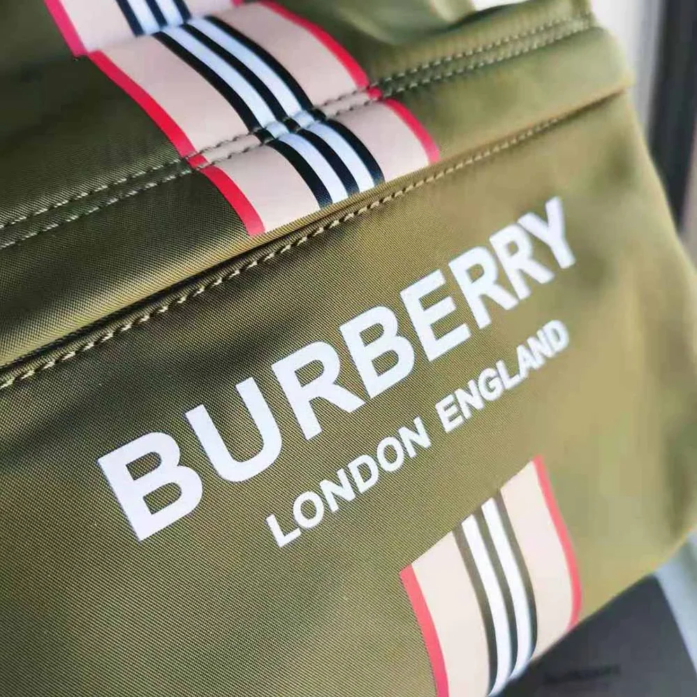 Burberry Vintage Check Nylon Backpack for Men in Green Burberry Vintage Check Nylon Backpack for Men in Green