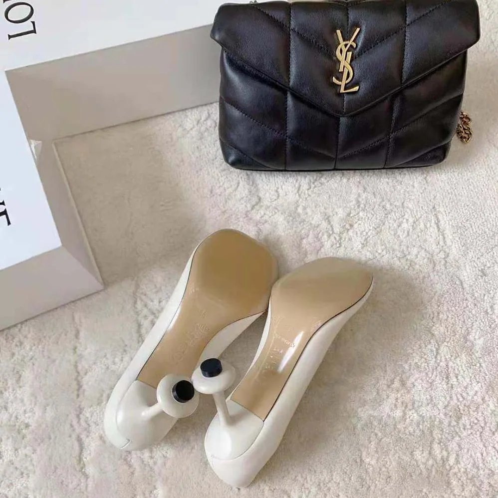 Loewe Toy Pump in Goatskin for Women in White Loewe Toy Pump in Goatskin for Women in White