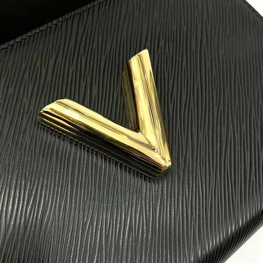 Louis Vuitton Twist MM Epi Black /