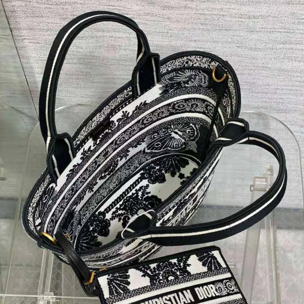 Dior Hat Basket Bag White and Black Butterfly Bandana Embroidery for Women Dior Hat Basket Bag White and Black Butterfly Bandana Embroidery for Women