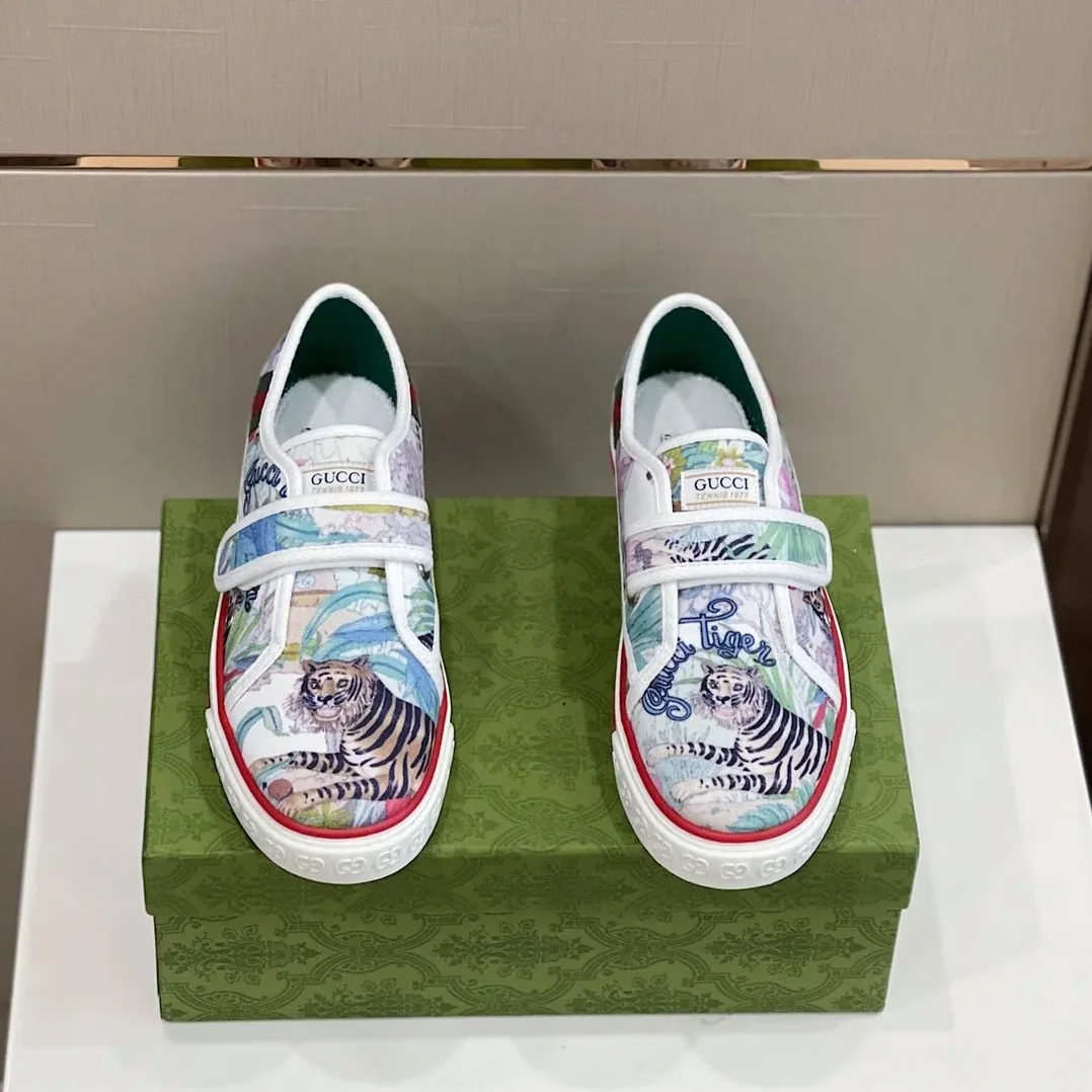 Gucci Tennis 1977 Sneaker With Tiger White Blue for Women