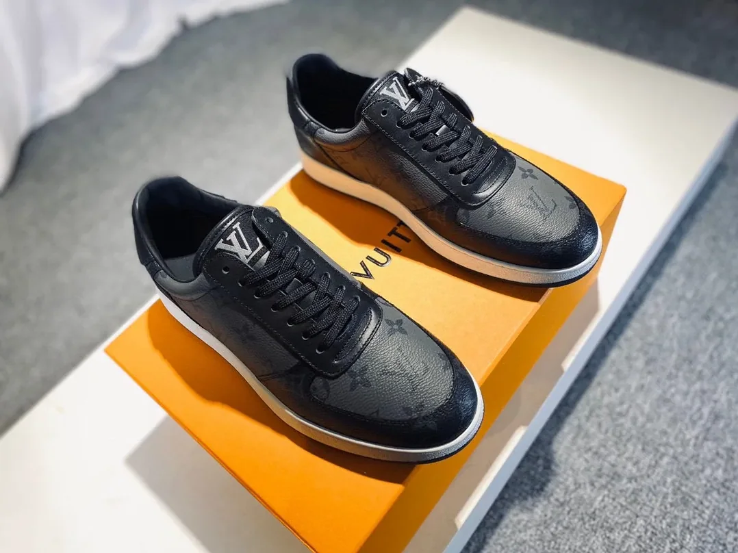 Louis Vuitton Rivoli Sneaker Black LV 1A8EB5