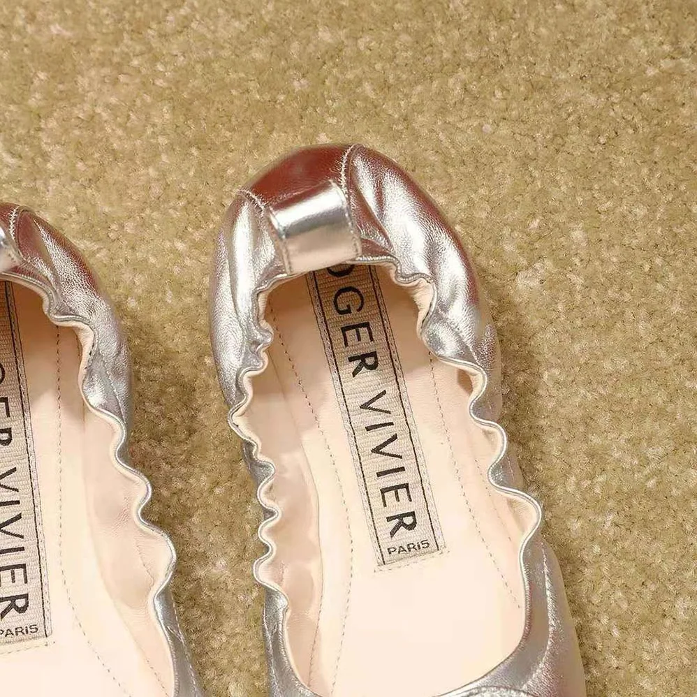 Roger Vivier Viv' Pockette Metal Buckle Ballerinas in Nappa for Women in Silver Roger Vivier Viv' Pockette Metal Buckle Ballerinas in Nappa for Women in Silver