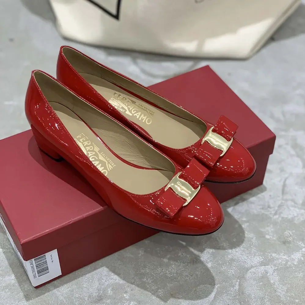 Salvatore Ferragamo Vara Pump for Women in Red