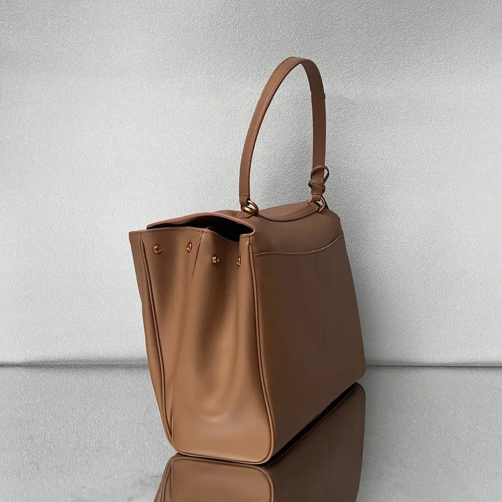 Balenciaga Rodeo Handbag Large In latte Smooth Calfskin Aged for Women in gold Hardware
