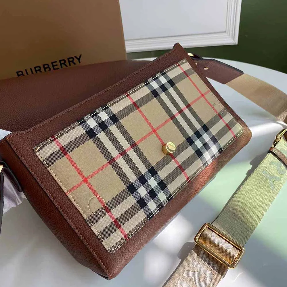 Burberry Vintage Check and Leather Note Crossbody Bag for Women in Brown Burberry Vintage Check and Leather Note Crossbody Bag for Women in Brown