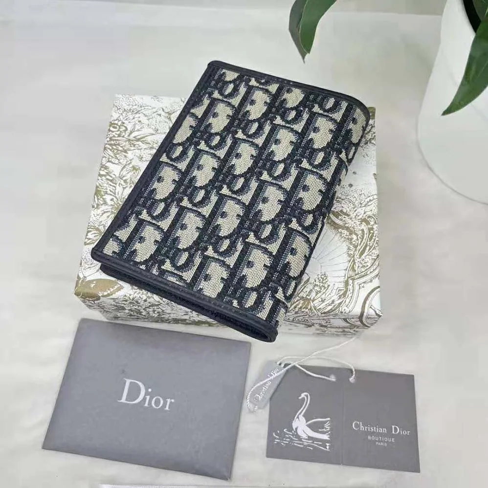 Dior 30 Montaigne Passport Holder Blue Dior Oblique Jacquard for Women