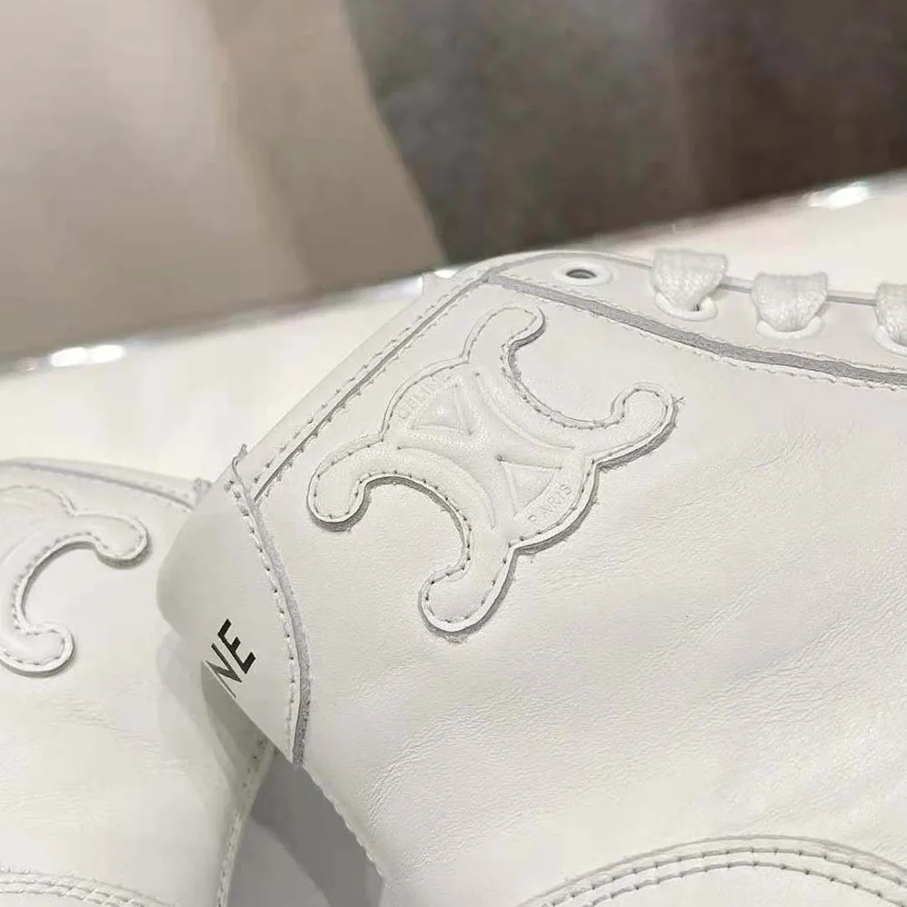 Celine As-02 Mid Low Lace-up Celine Alan Sneakers with Triomphe Patch in Calfskin for Unisex Celine As-02 Mid Low Lace-up Celine Alan Sneakers with Triomphe Patch in Calfskin for Unisex