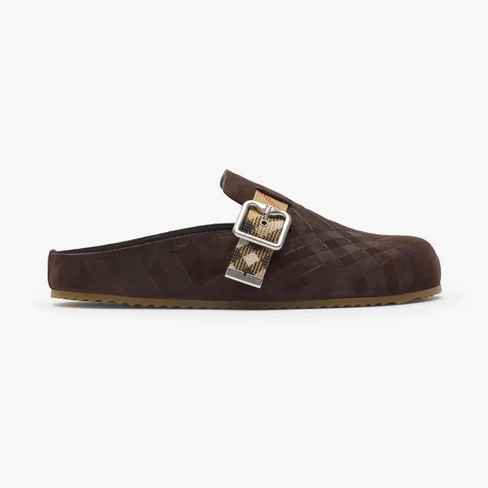 Burberry Check Denim Urchin Clogs for Unisex in Snug Brown Burberry Check Denim Urchin Clogs for Unisex in Snug Brown