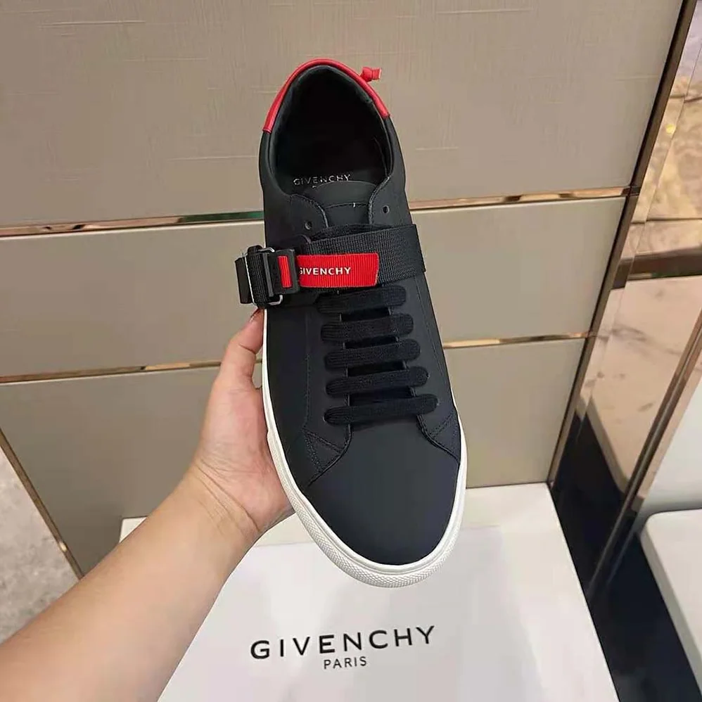 Givenchy Sneakers in Leather with Strap for Men in Black