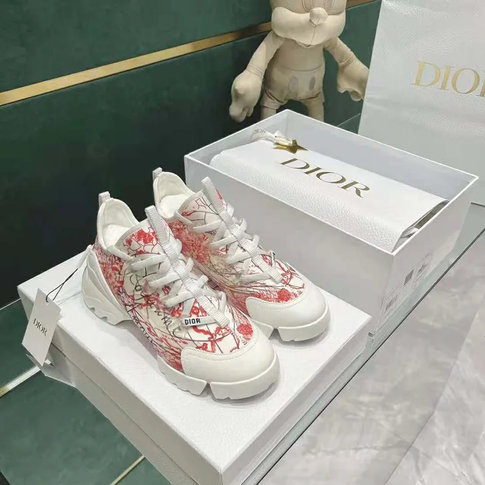Dior D-connect Dioramour Sneaker White and Red D-Royaume d'Amour Printed Technical Fabric for Women Dior D-connect Dioramour Sneaker White and Red D-Royaume d'Amour Printed Technical Fabric for Women