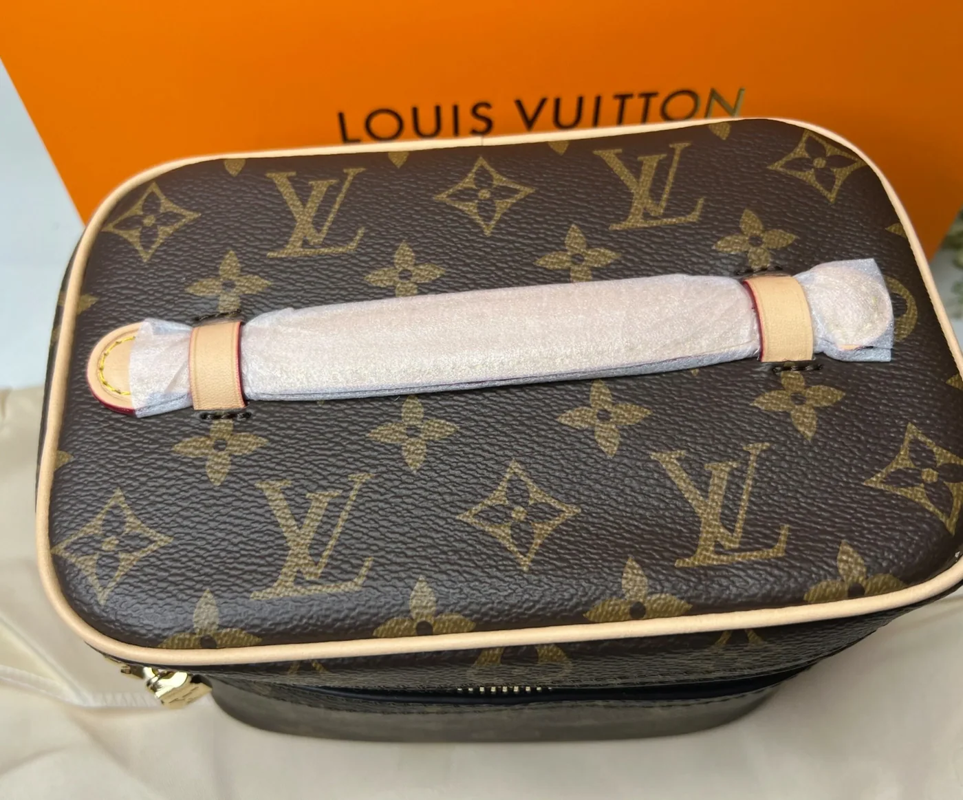 Louis Vuitton Nice Mini Vanity Case in Brown Monogram Gold Hardware Louis Vuitton Nice Mini Vanity Case in Brown Monogram Gold Hardware