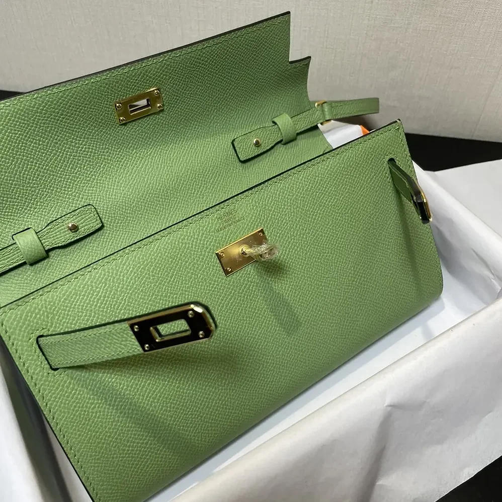 Hermes Kelly To Go in Epsom Leather for Women in Green/Gold Hermes Kelly To Go in Epsom Leather for Women in Green/Gold