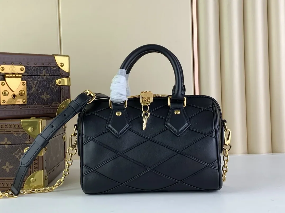 Louis Vuitton Speedy Bandouliere 25 Top Handle Bag in Black Gold Hardware