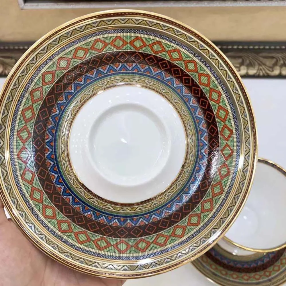 Hermes Cheval D'Orient Tea Cup and Saucer for Unisex Hermes Cheval D'Orient Tea Cup and Saucer for Unisex