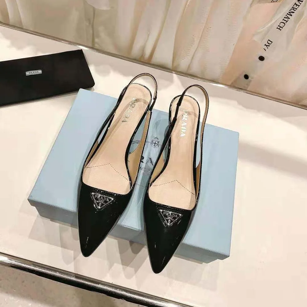 Prada Patent-Leather Slingback Pumps for Women in Black Prada Patent-Leather Slingback Pumps for Women in Black