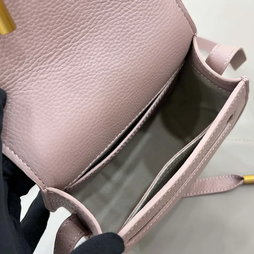 Chloe Small Marcie Saddle Bag is Crafted Leather for Women Chloe Small Marcie Saddle Bag is Crafted Leather for Women