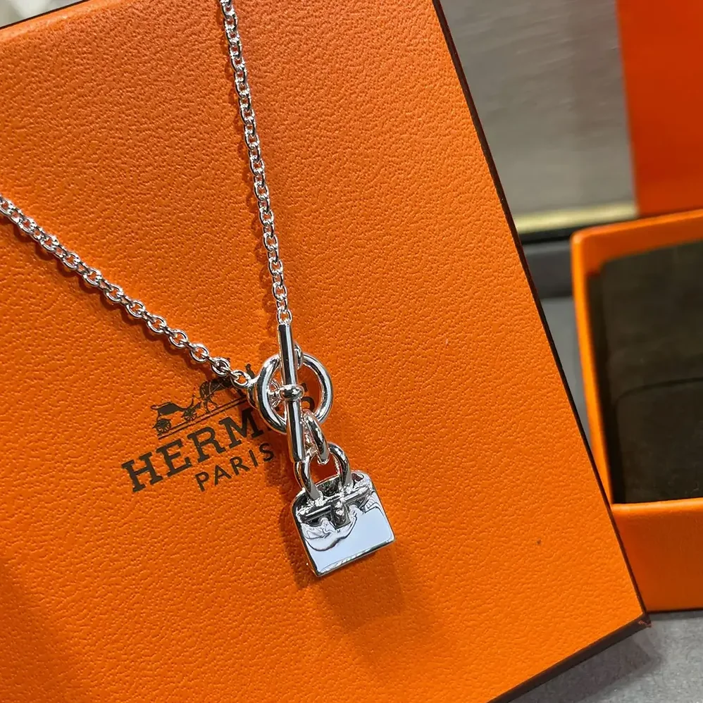Hermes Amulettes Kelly Pendant for Women Hermes Amulettes Kelly Pendant for Women