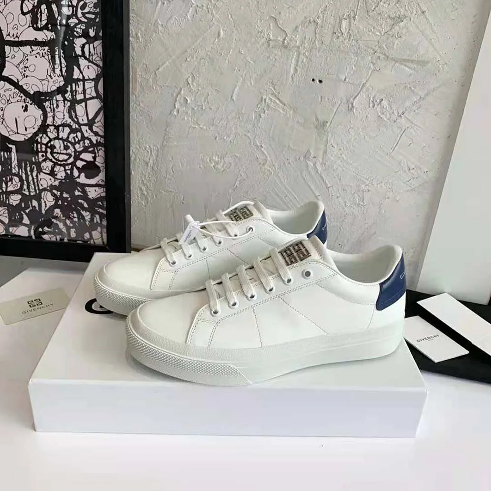 Givenchy City Sport Sneakers in Leather for Unisex in Black Givenchy City Sport Sneakers in Leather for Unisex in Black