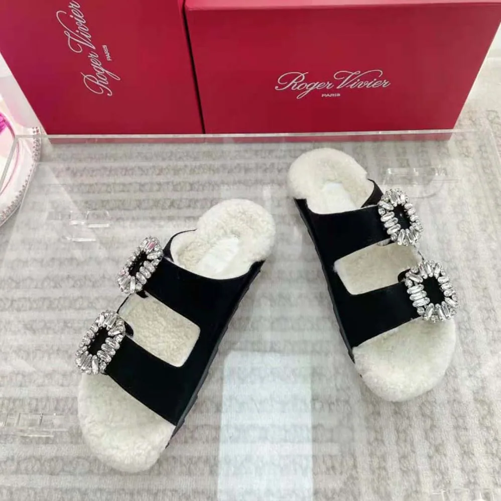 Roger Vivier Slidy Viv' Fur Strass Buckle Mules in Suede for Women in Black Roger Vivier Slidy Viv' Fur Strass Buckle Mules in Suede for Women in Black