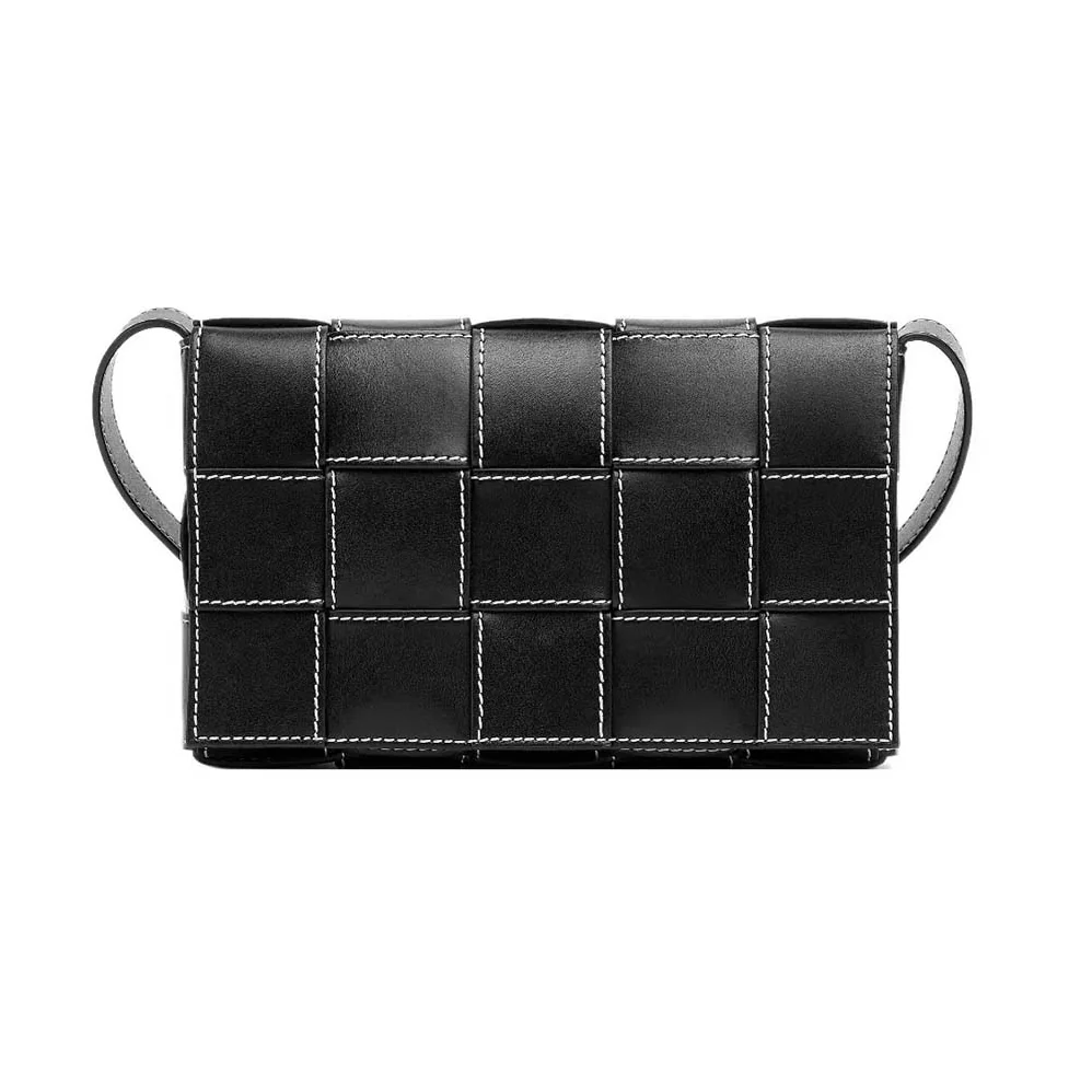 Bottega Veneta Cassette Medium Intreccio Leather Cross-body Bag for Men in Black Bottega Veneta Cassette Medium Intreccio Leather Cross-body Bag for Men in Black