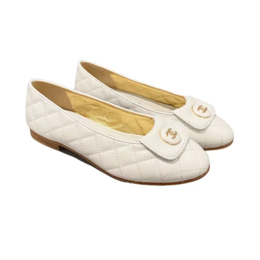 Chanel Ballet Flats White Chanel Ballet Flats White