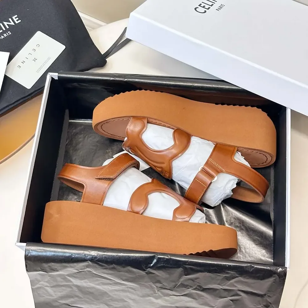 Celine Sunny Sandal in Calfskin – Vegetal Tanning for Women in Tan Celine Sunny Sandal in Calfskin – Vegetal Tanning for Women in Tan
