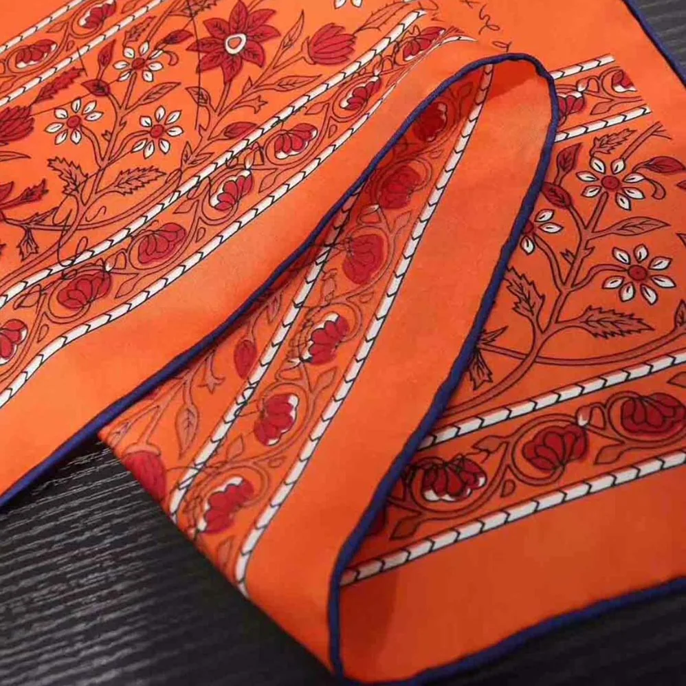 Hermes La Maison Des Carres Pegase Dhermes AU Bloc Scarf for Women in Orange