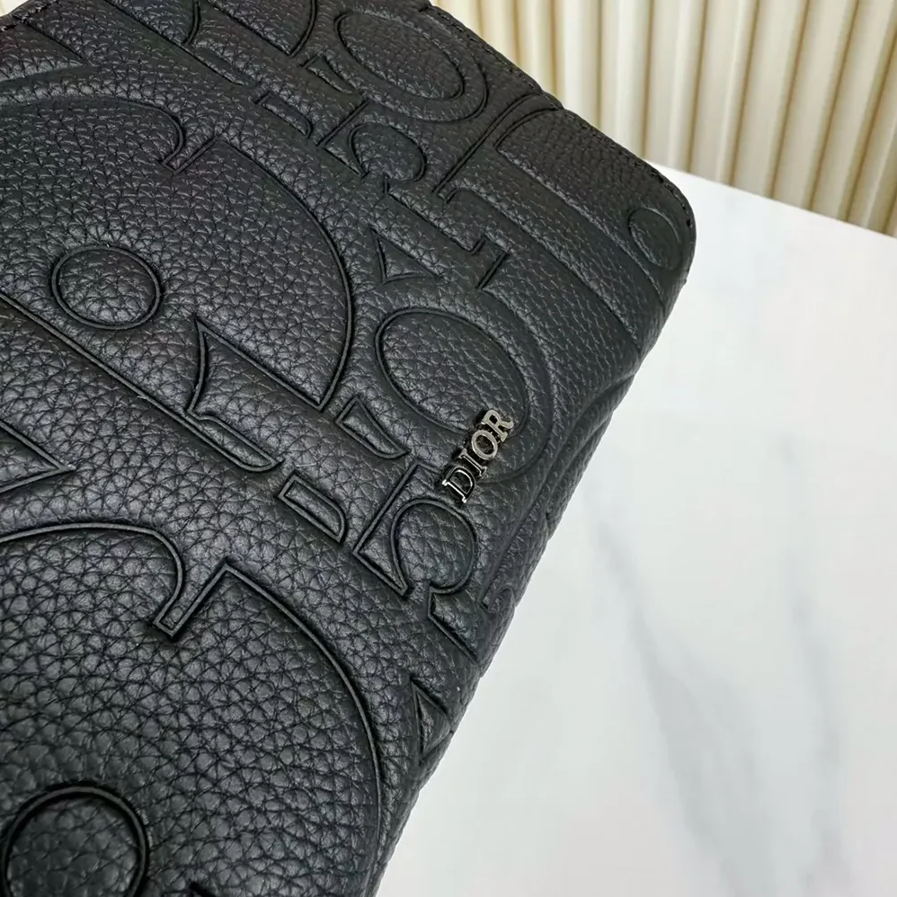 Dior Zipped Pouch with Strap Black Dior Gravity Leather for Men Dior Zipped Pouch with Strap Black Dior Gravity Leather for Men