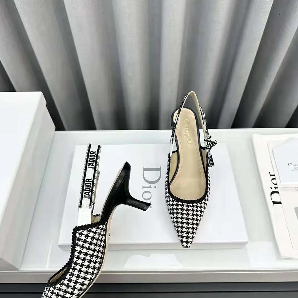 Dior J'Adior Slingback Pump Black and White Micro for Women in Houndstooth Embroidered Cotton Dior J'Adior Slingback Pump Black and White Micro for Women in Houndstooth Embroidered Cotton