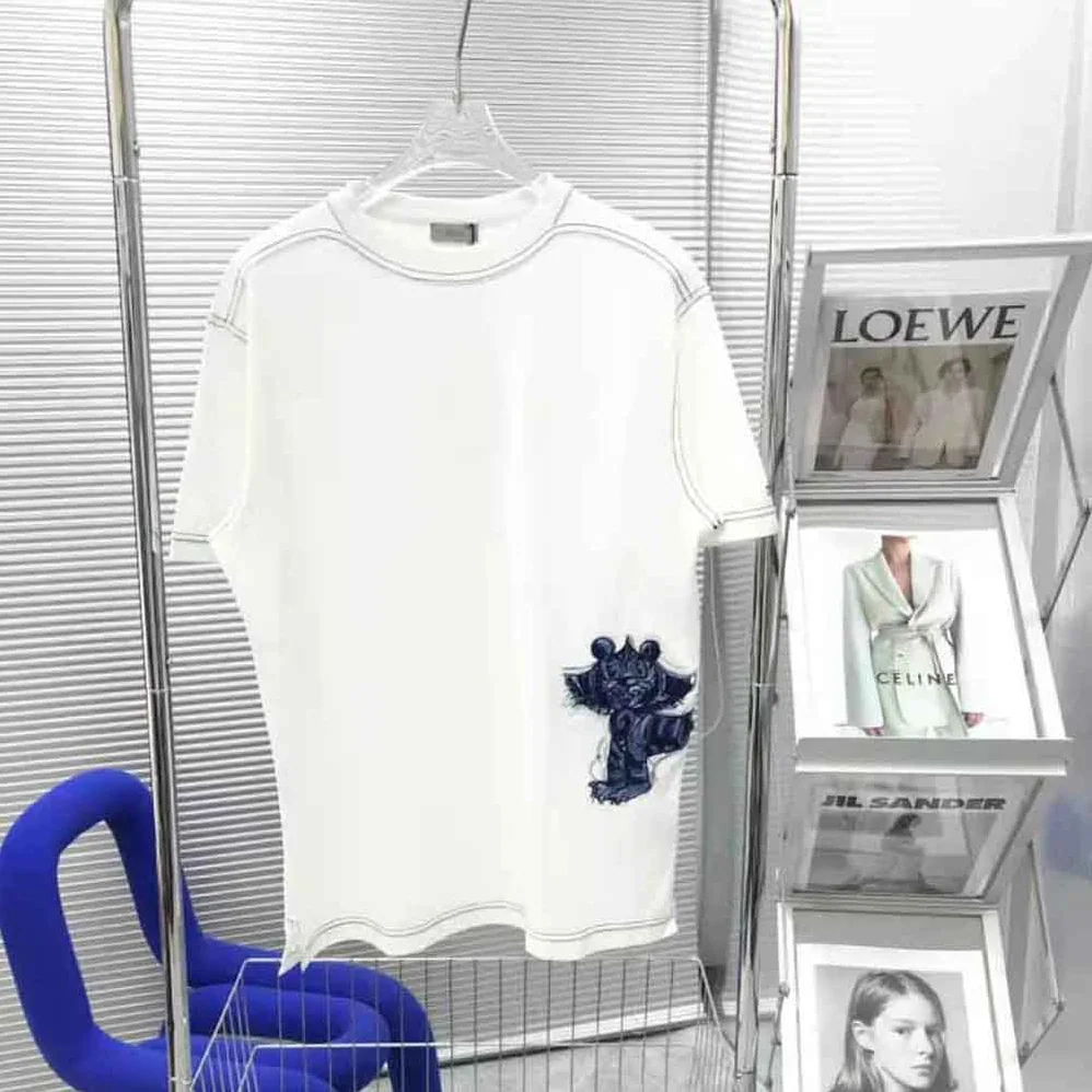 Dior Dior and Kenny Scharf T-shirt Relaxed Fit White Cotton Jersey for Men Dior Dior and Kenny Scharf T-shirt Relaxed Fit White Cotton Jersey for Men