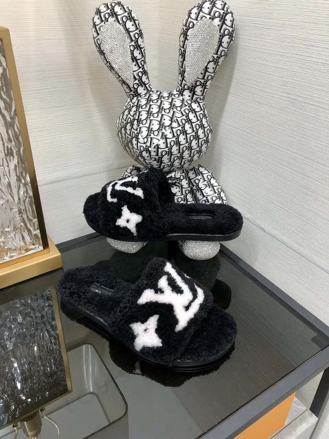 Louis Vuitton Magnetic Flat Mule Black for Women Louis Vuitton Magnetic Flat Mule Black for Women