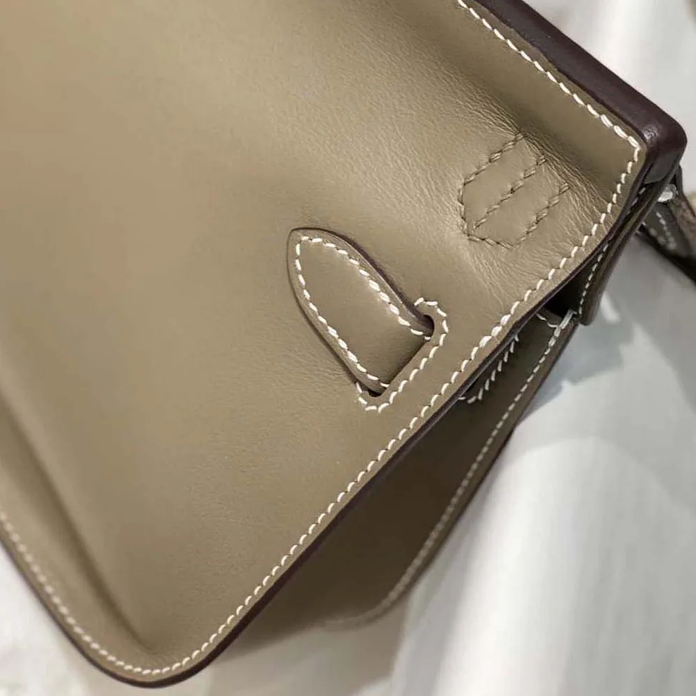 Hermes Jyspiere in Evercolor Leather for Women in Gray Hermes Jyspiere in Evercolor Leather for Women in Gray