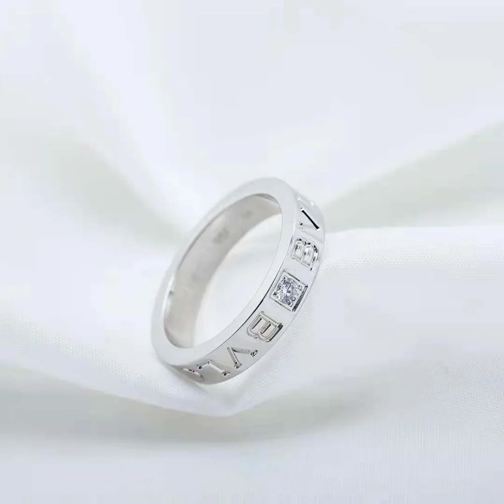 Bvlgari Bvlgari Bvlgari Ring 18 KT Rose Gold Ring with Diamond for Women in Silver Bvlgari Bvlgari Bvlgari Ring 18 KT Rose Gold Ring with Diamond for Women in Silver