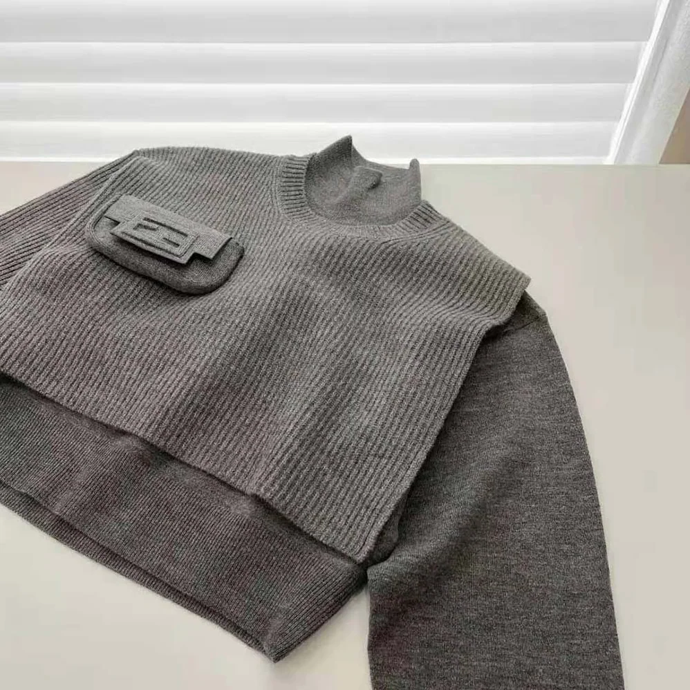 Fendi Gray Wool and Cashmere Sweater for Women Fendi Gray Wool and Cashmere Sweater for Women