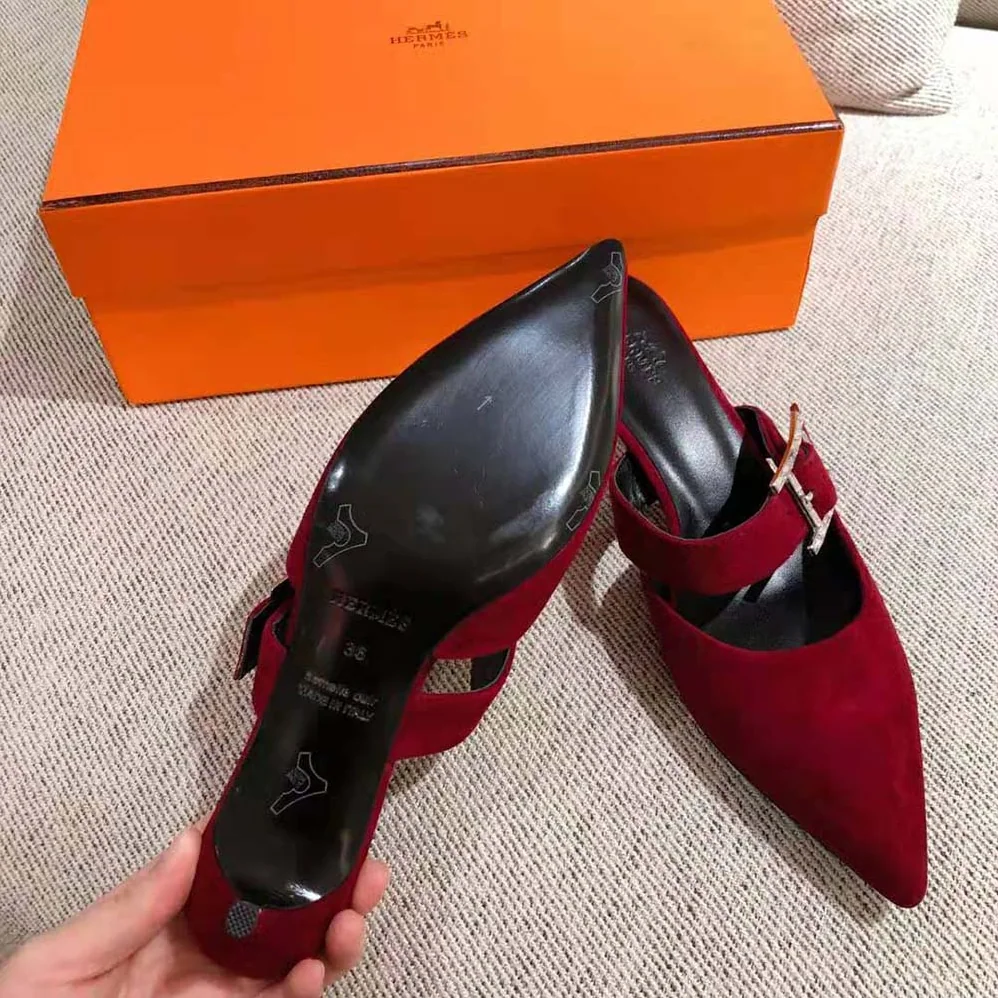 Hermes Blink Mule Mule in Suede Goatskin for Women in Maroon Hermes Blink Mule Mule in Suede Goatskin for Women in Maroon